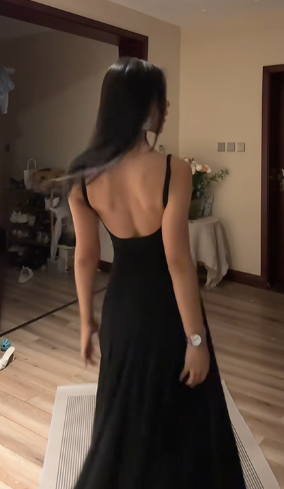 Black halter-neck fitted long elegant ball gown R8078