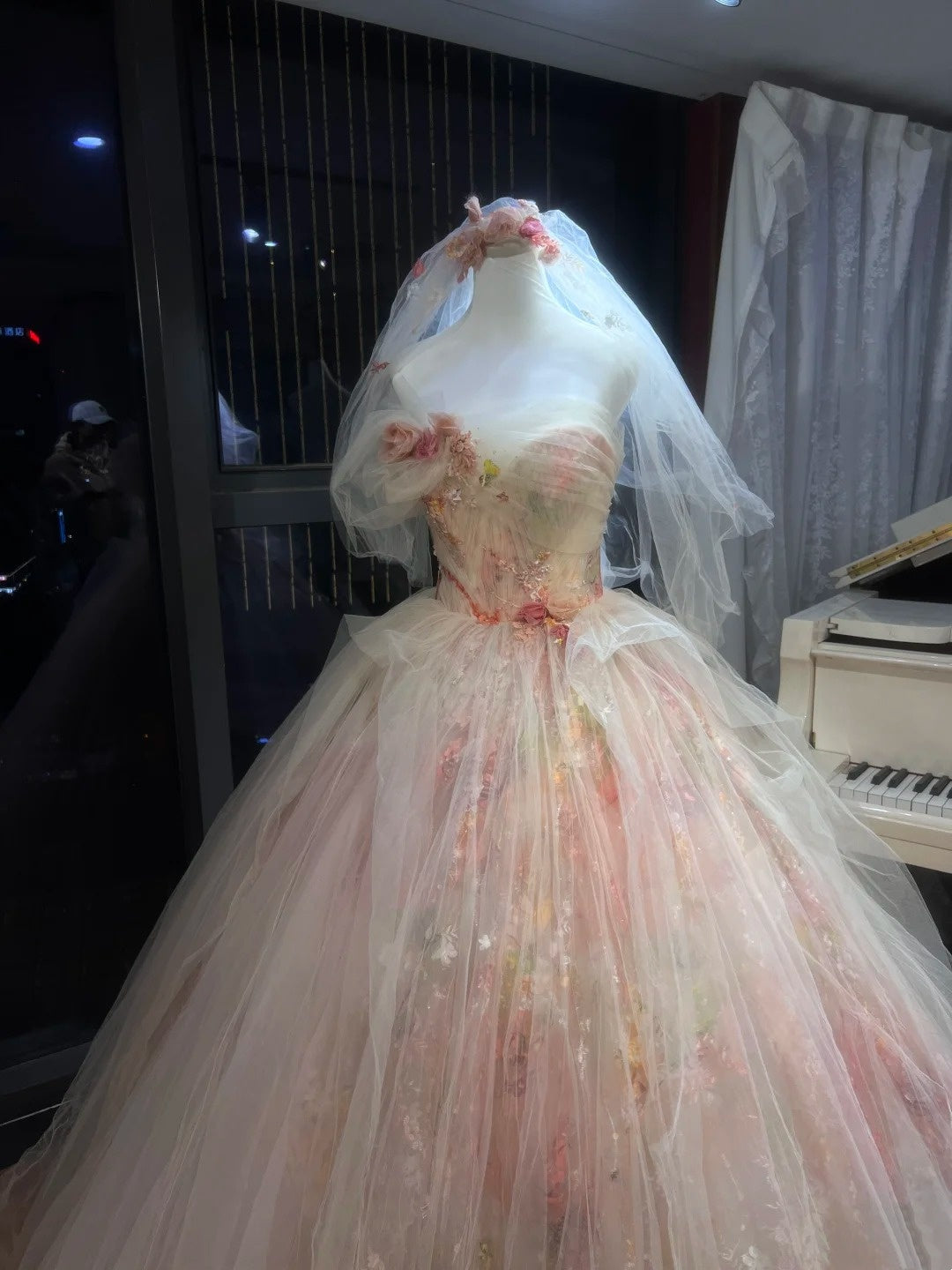A Sweet Fairy Dress With Floral Prints, Thousands Of Flowers Blooming On The Hem. gh6728