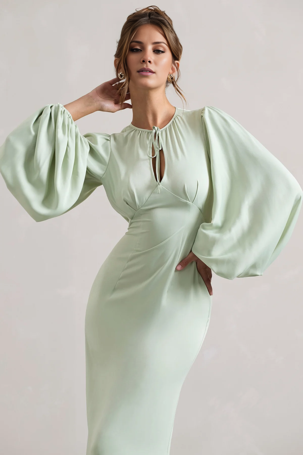 Bubble sleeve hollow round neck and floor length evening dress - dress