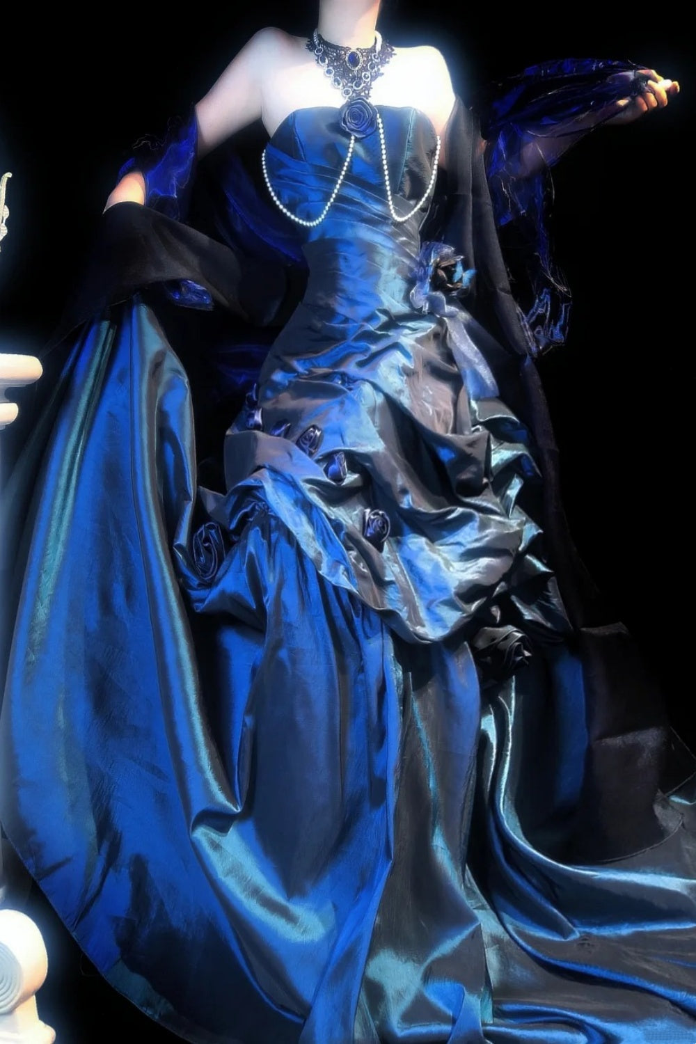 Vintage-style elegant blue taffeta long ball gown gh6845