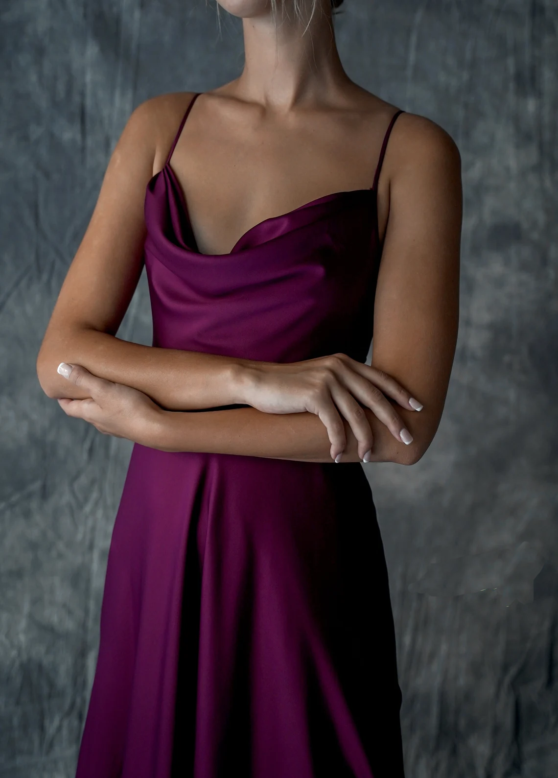 - Thin shoulder strap satin scarf collar backless long Prom dress