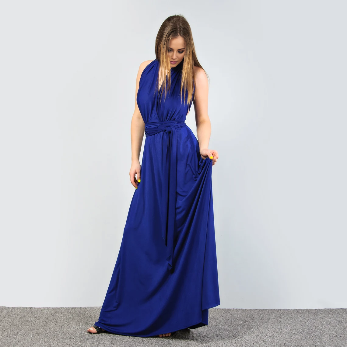 - Hanging neck collar pleated bra backless and floor length Prom dress