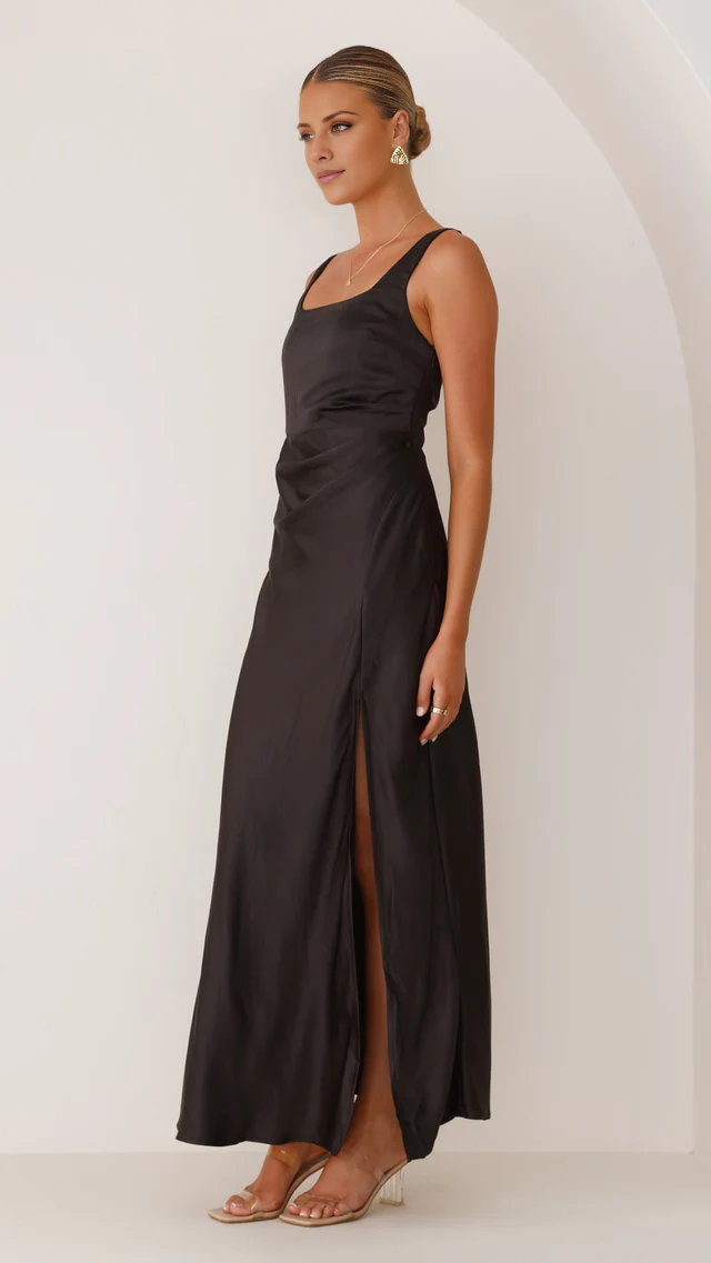 square neckline with backless side slit and floor length Prom dress