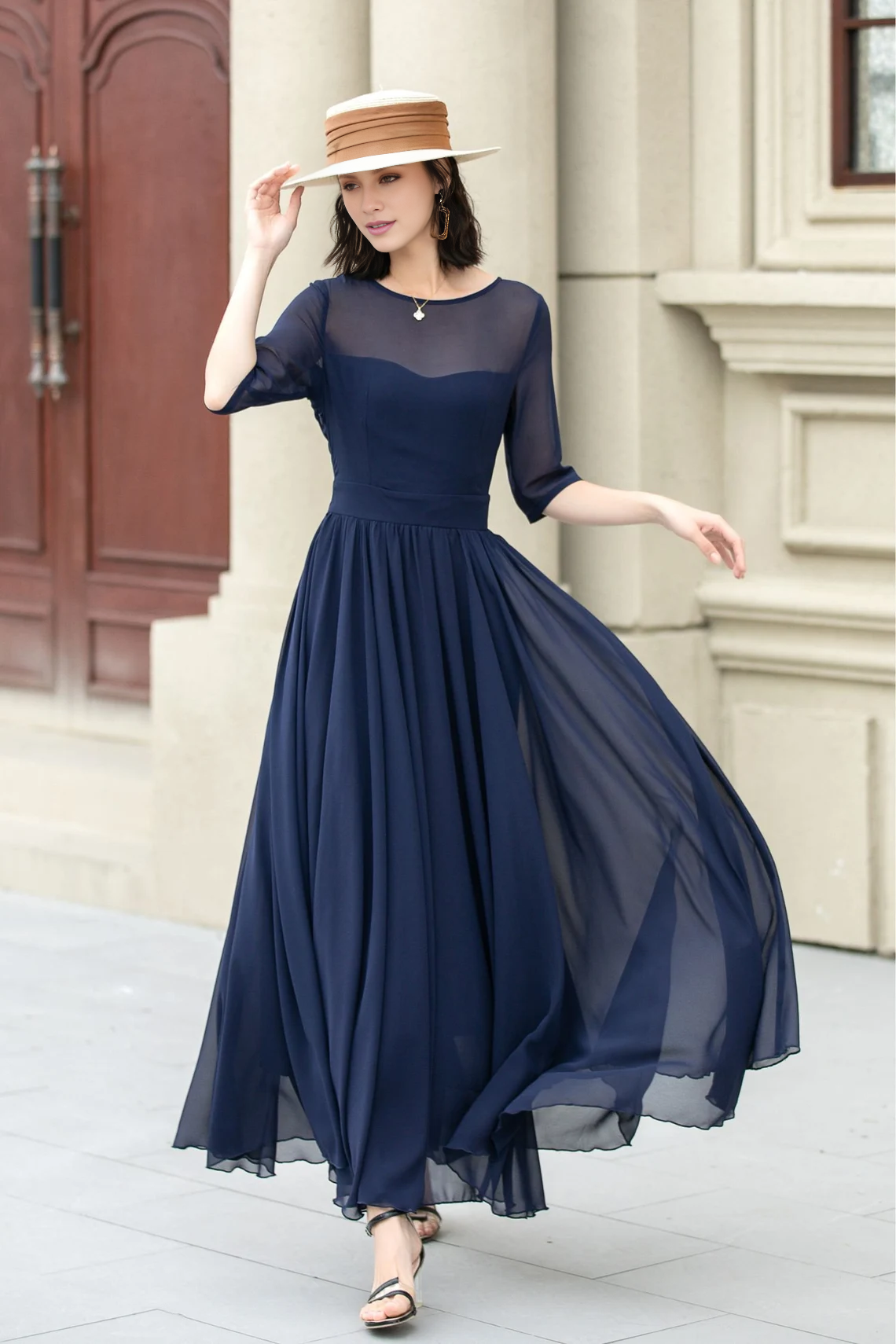 Ship Neck Short Sleeve Chiffon Horn Long Prom Dress
