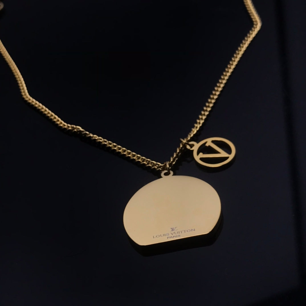 EN – Lux LV Necklaces 089