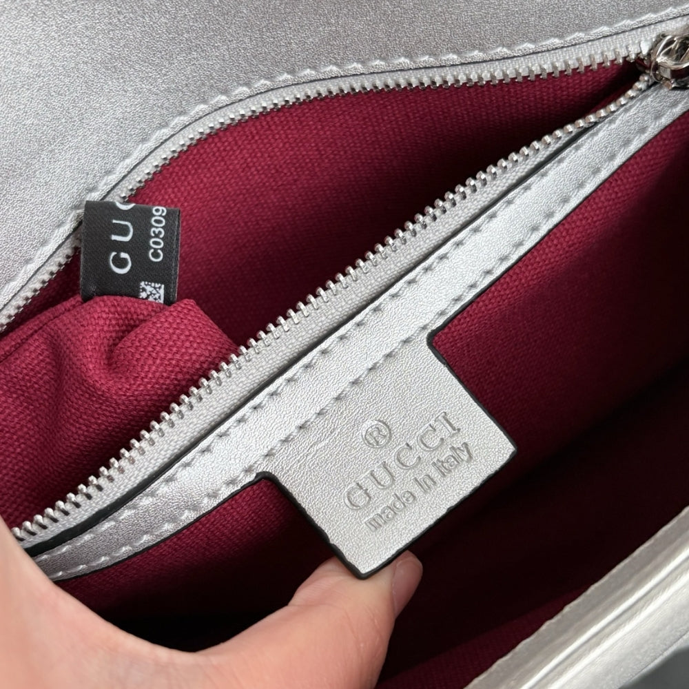 Gucci Gg Marmont Medium Shoulder Bag Metallic Silver 26Cm