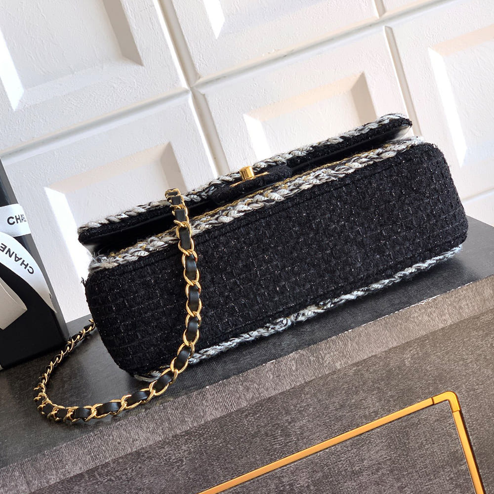 Chanel Classic 11.12 Handbag(HIGH-END GRADE)