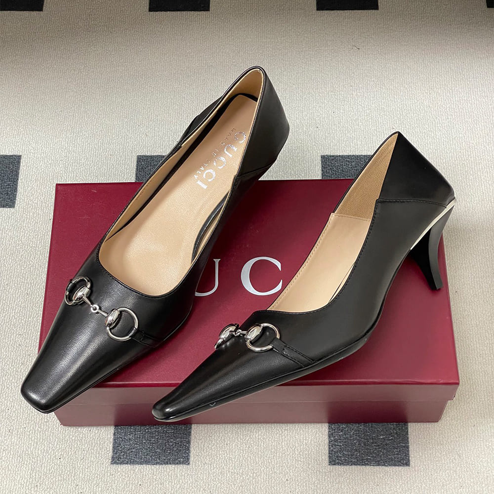 GUCCI Women’s Vittoria pump