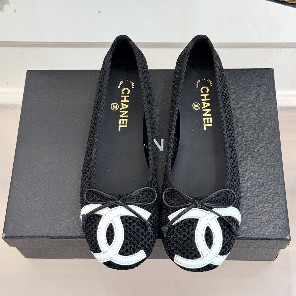 CHANEL Ballerina Flats