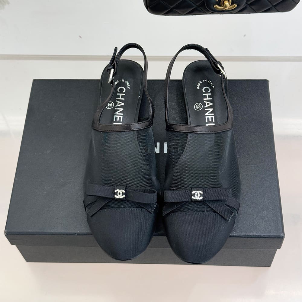 CHANEL Slingbacks