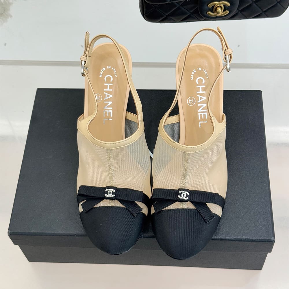 CHANEL Slingbacks