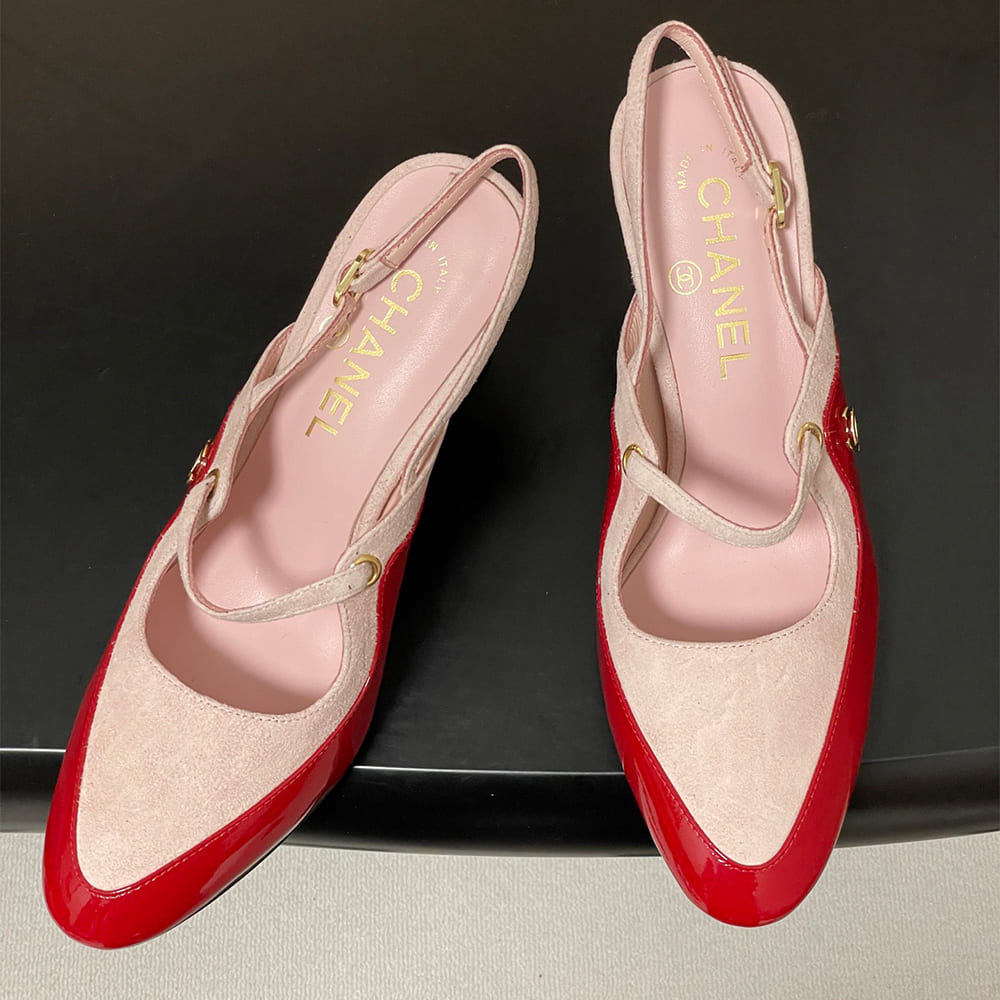 CHANEL Slingbacks