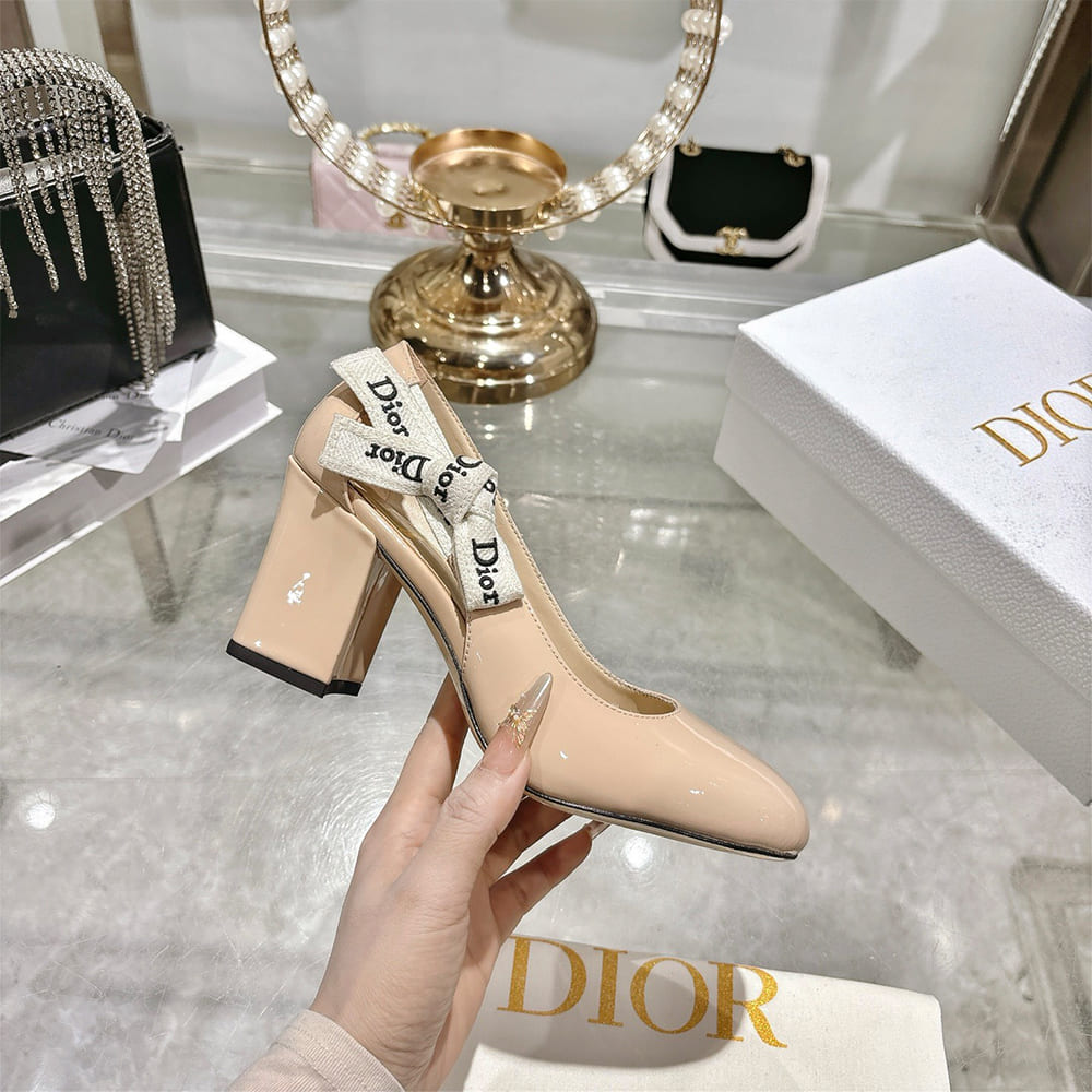 J’Adior Pump