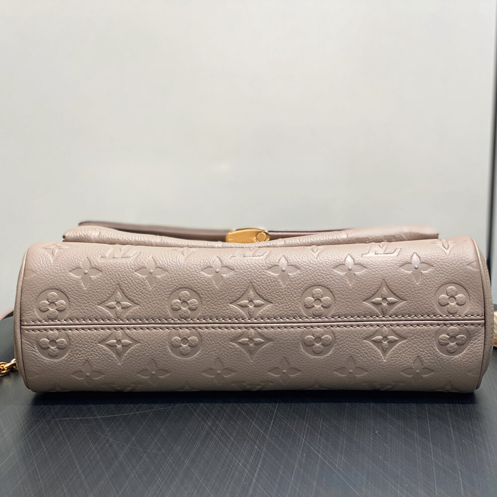 LV Anytime Flap Bag(high-end grade)