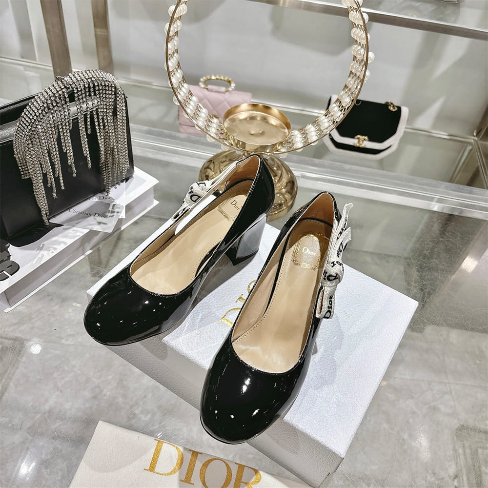 J’Adior Pump