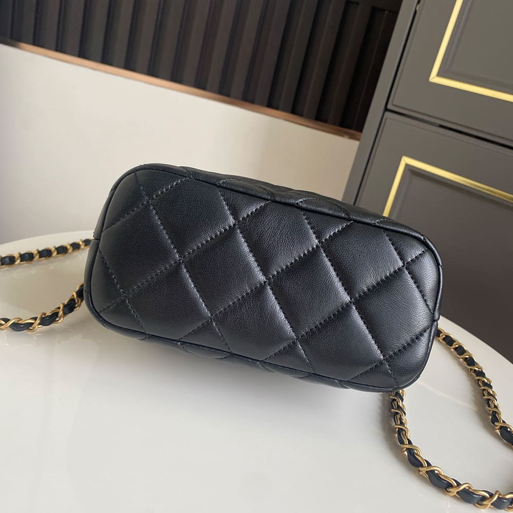 CHANEL Hobo Handbag(HIGH-END GRADE)
