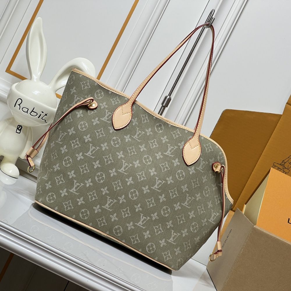Louis Vuitton Neverwoof MM Khaki Denim 31Cm
