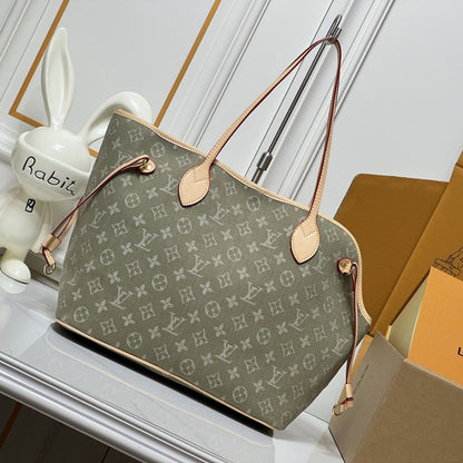 Louis Vuitton Neverwoof MM Khaki Denim 31Cm