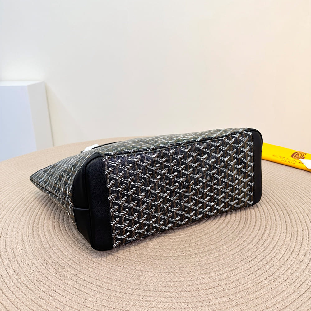 GOYARD Artois MM Bag