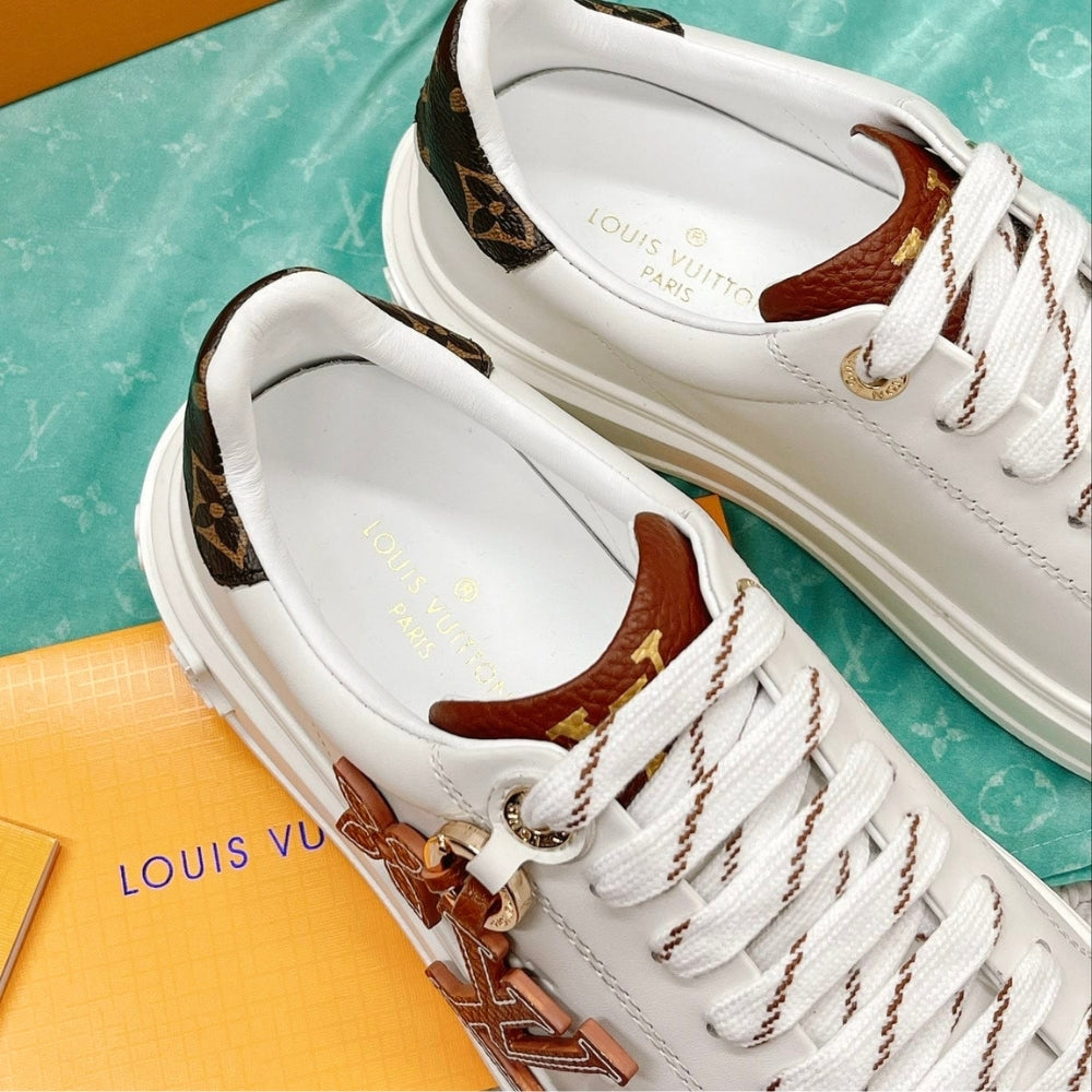 Louis Vuitton Time Out Sneaker 1AADMT