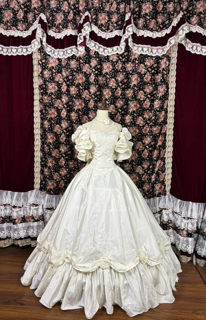 Retro Beige Off-the-shoulder A-Line Satin Quinceanera Dresses Evening Ball Gowns TP3789