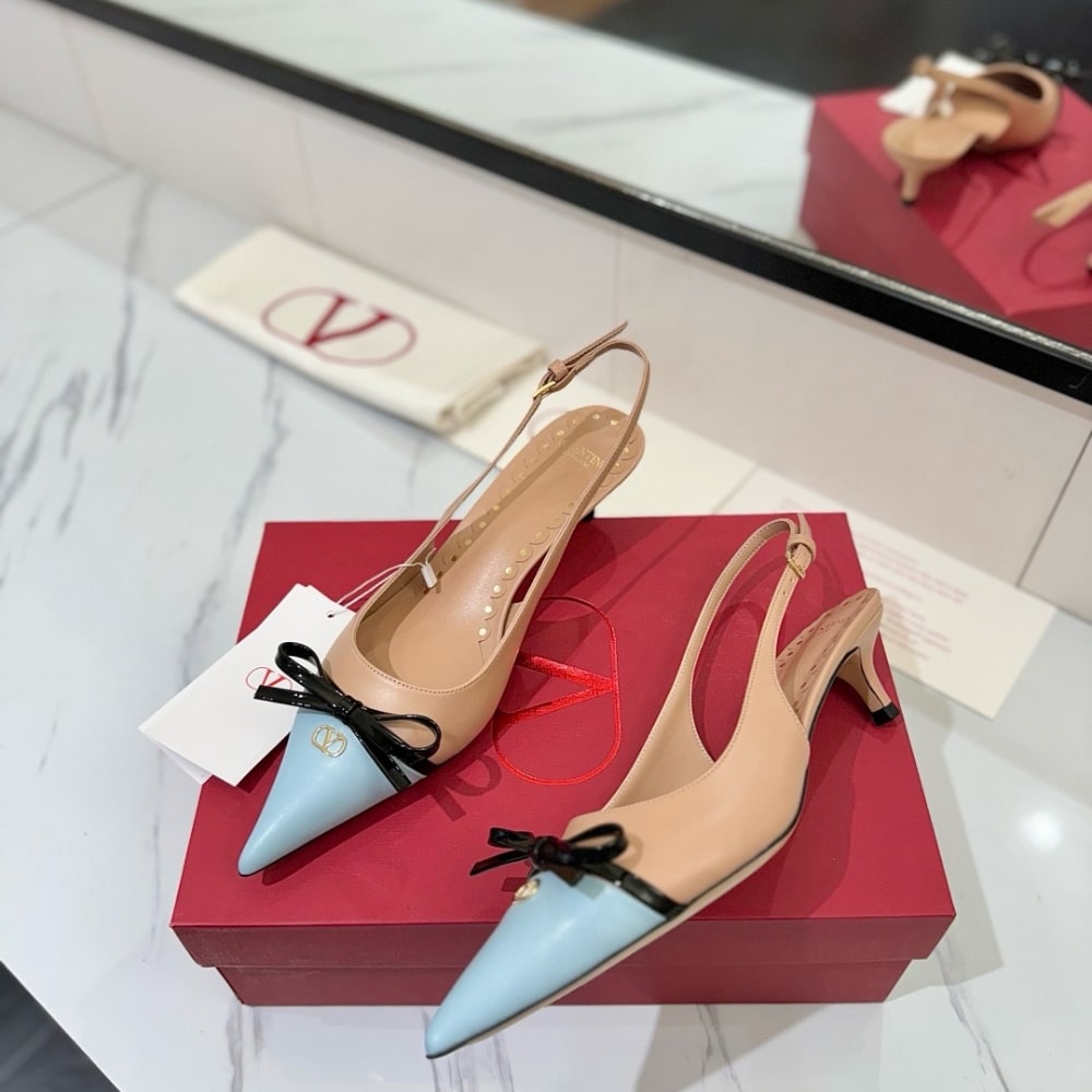 VALENTINO BEPOINTY SLINGBACK PUMPS BEIGE AND BLUE 6W2S0LL3YEA CVK