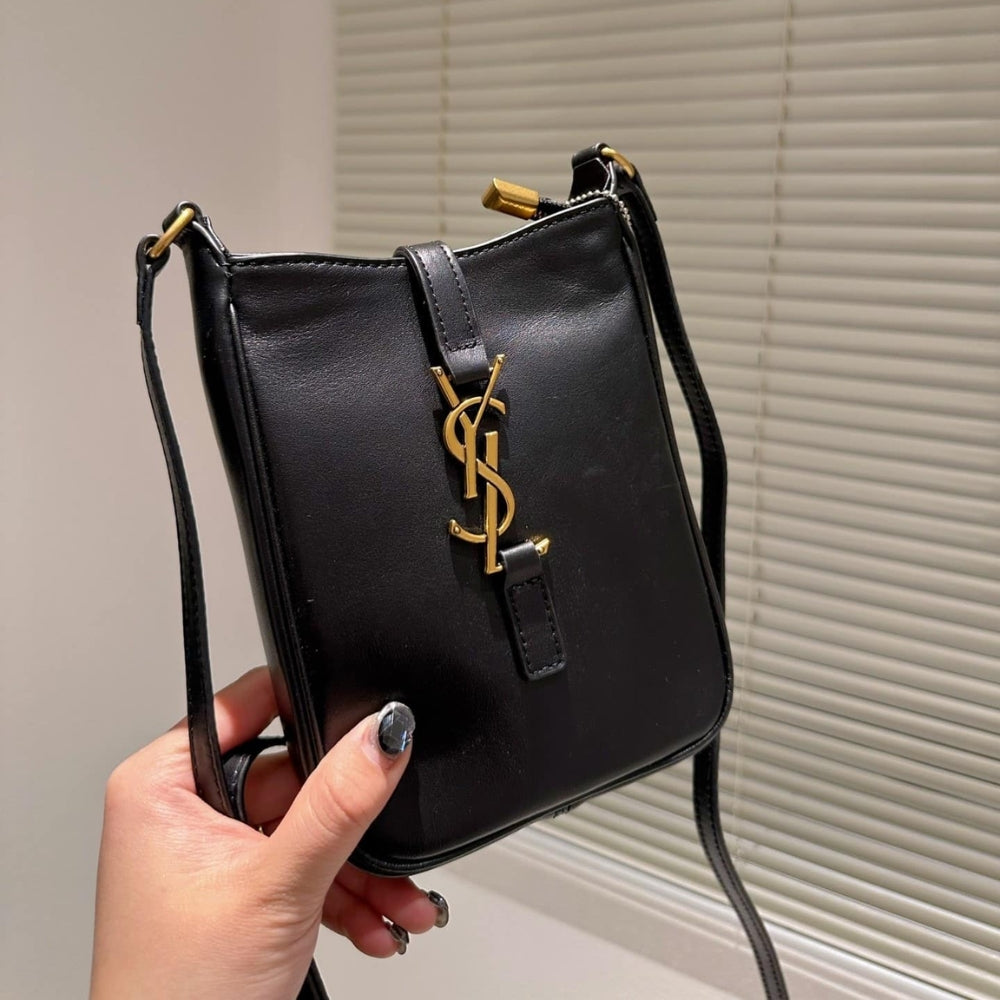 Saint Laurent Le 5 A 7 Mini Vertical Bag Black 18Cm