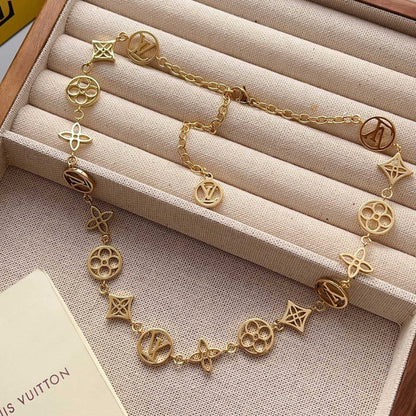 Louis Vuitton LV Lace Necklace Gold M01057