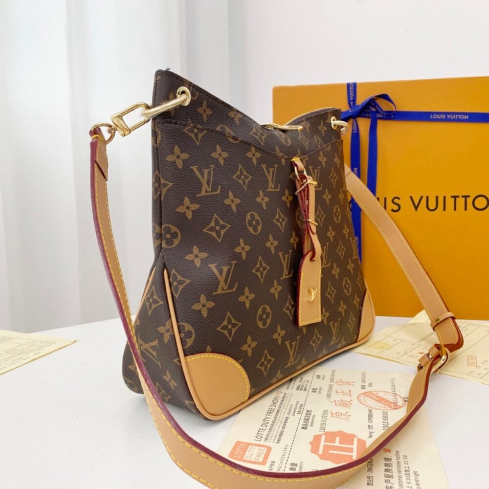 Louis Vuitton Odeon MM Monogram Canvas Natural 31Cm M45355