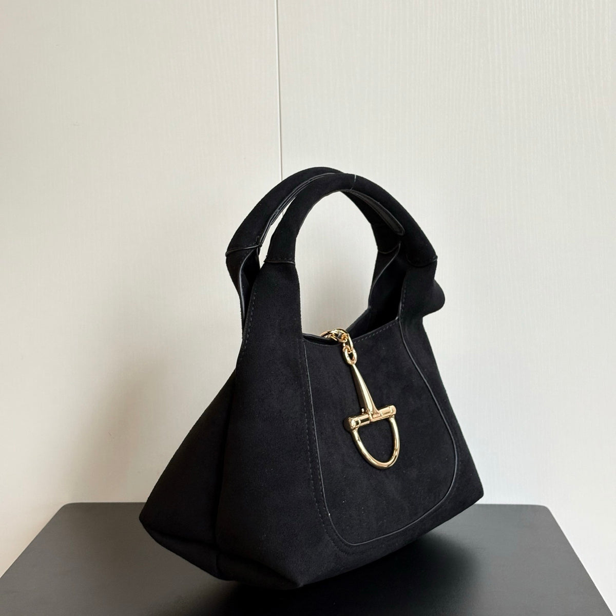 Gucci Softbit Medium Top Handle Bag Black 27Cm