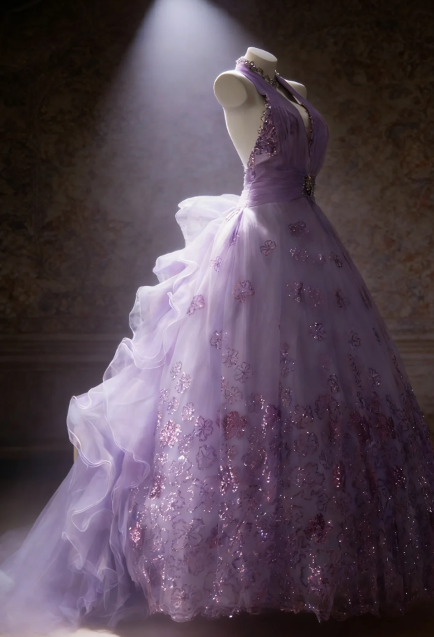 Princess Halter Ball Gown Lavender V Neck Tulle Flowers Sequin Long Birthday Quinceanera Dress Sweet 16 Dress SP1525