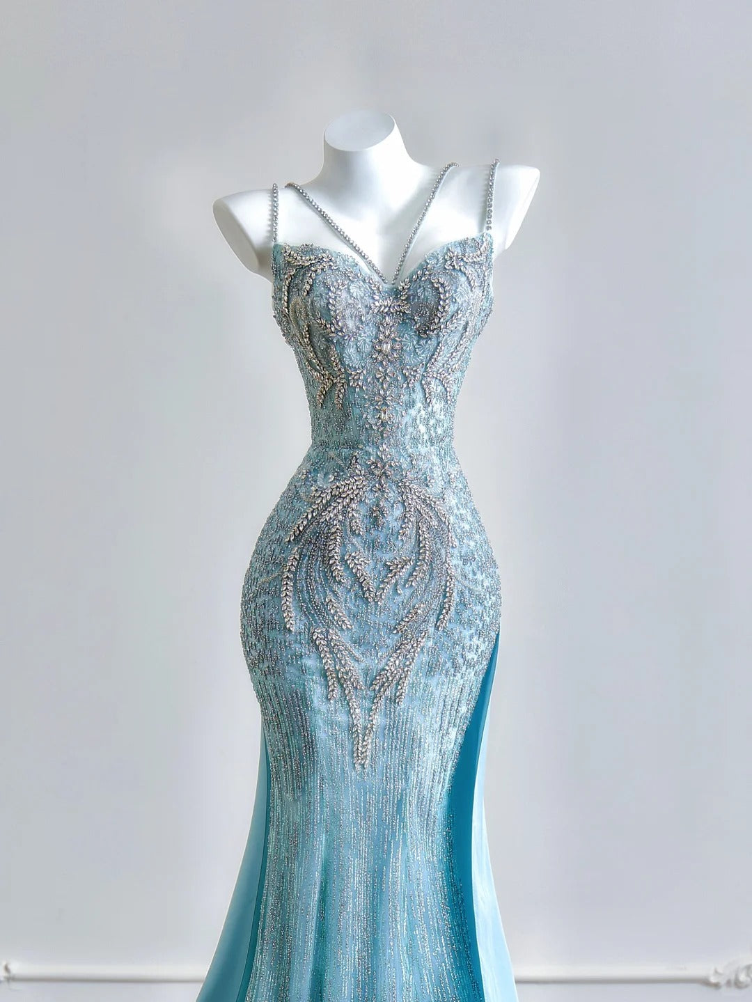 Girlhomeshops--Aqua blue mermaid tail exquisite beaded long floor-length tulle prom dress gh5484