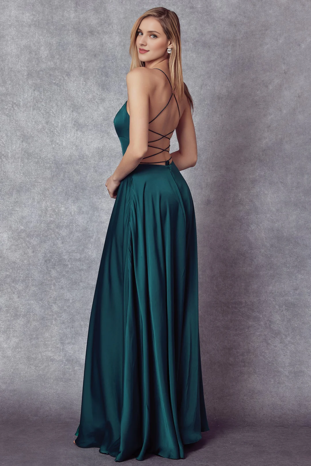A-line sleeveless hollow leg slit trailing skirt dress