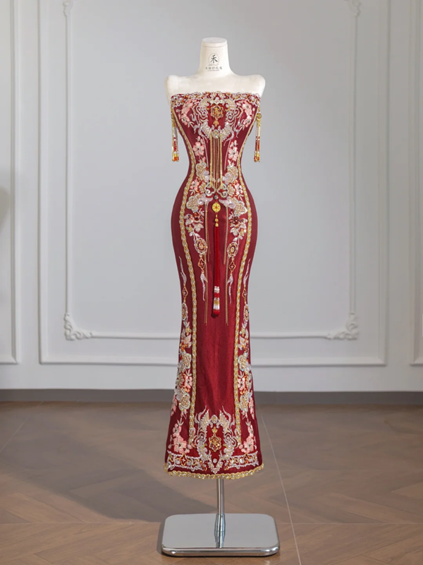 Red strapless embroidered vintage floral pattern fitted long ball gown/bridal dress R8250