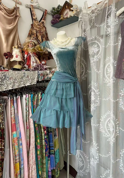 Blue-green square neckline fitted waist short elegant ball gown R7797