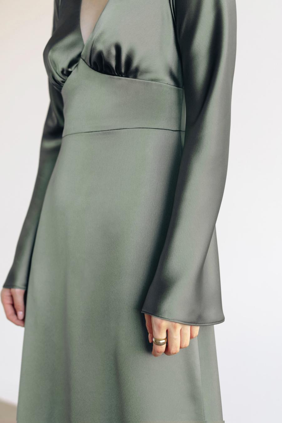 deep V-neck long sleeved backless and floor length evening dress