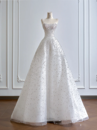 White strapless, fitted waist, full skirt, long ball gown R8164