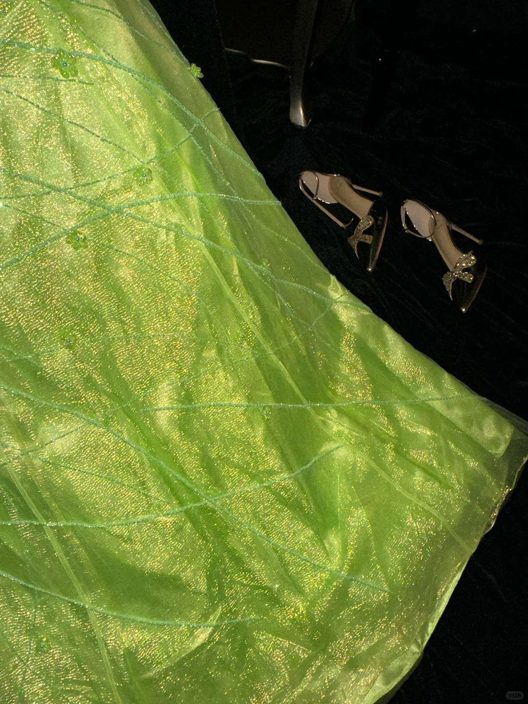 Glamorous Neon Green Shimmer Satin A-Line Strapless Evening Gown TP5377
