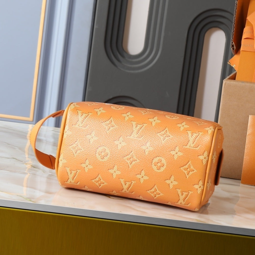Louis Vuitton Mini Dopp Kit Safran Yellow 20cm M27158