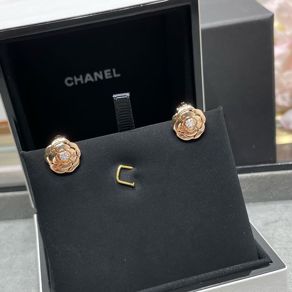 CHANEL BOUTON  EARRINGS