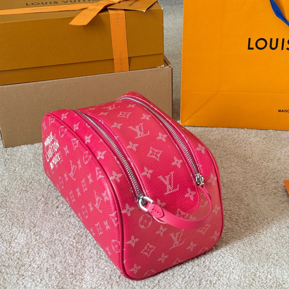 Louis Vuitton BB Dopp Kit Pondichery Pink 26cm M26870