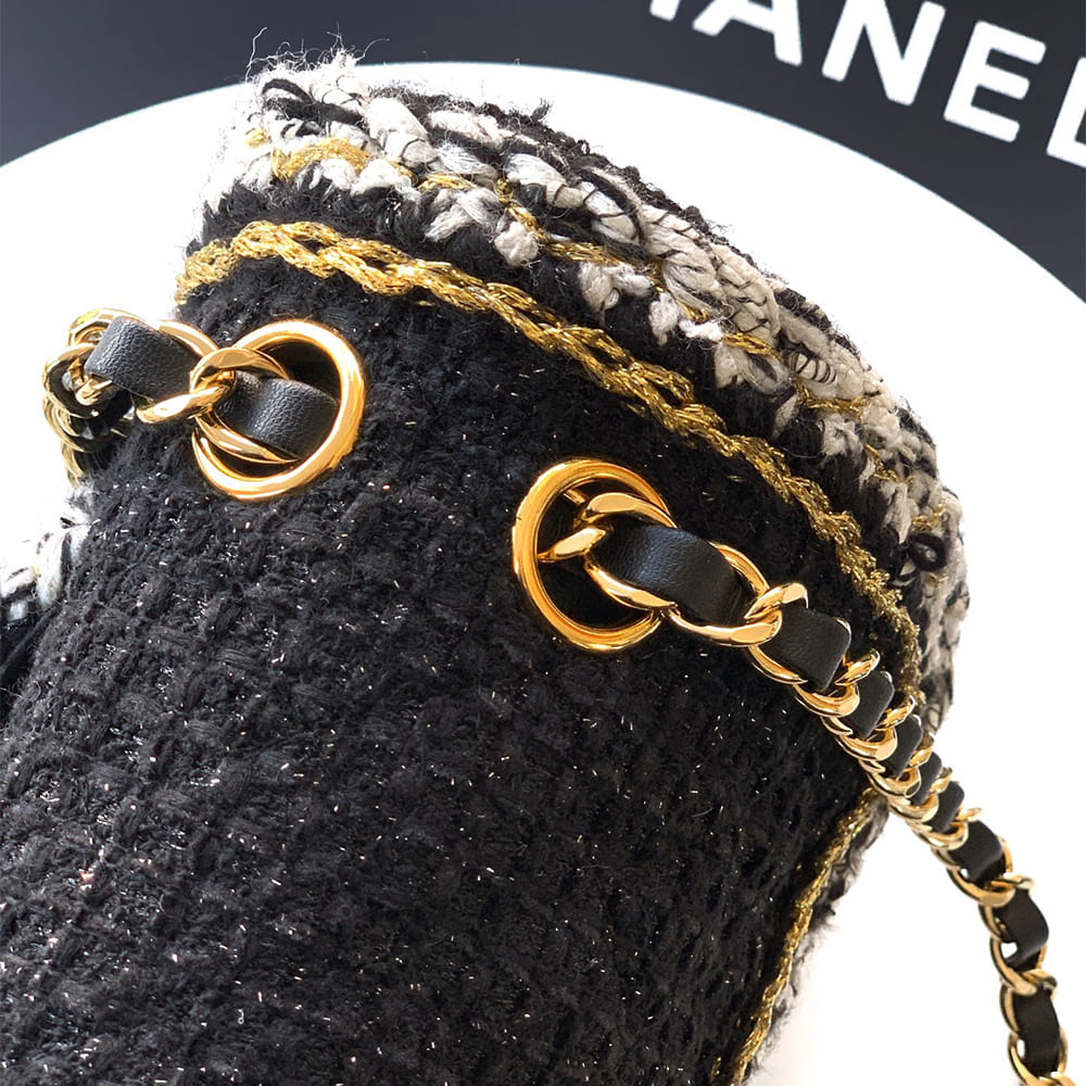 Chanel Classic 11.12 Handbag(HIGH-END GRADE)