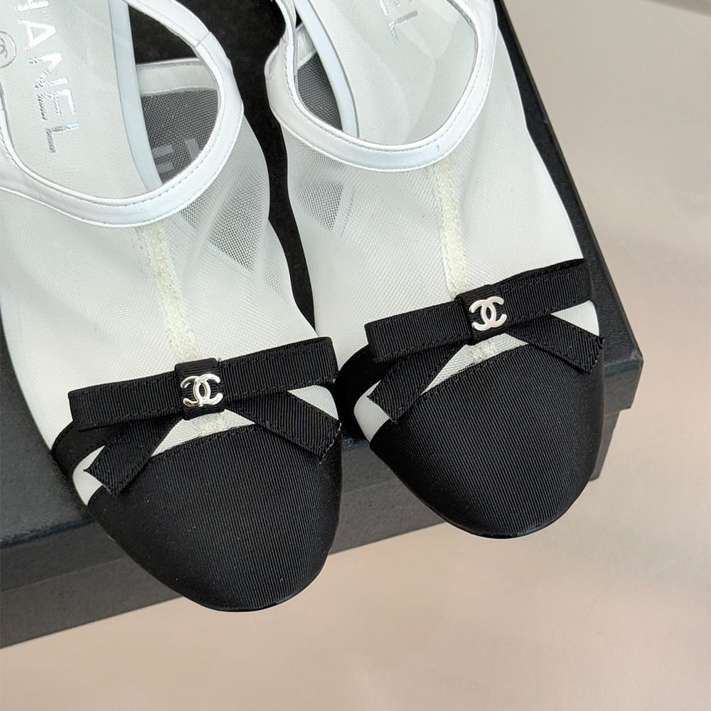 CHANEL Slingbacks
