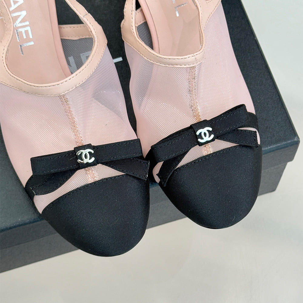 CHANEL Slingbacks