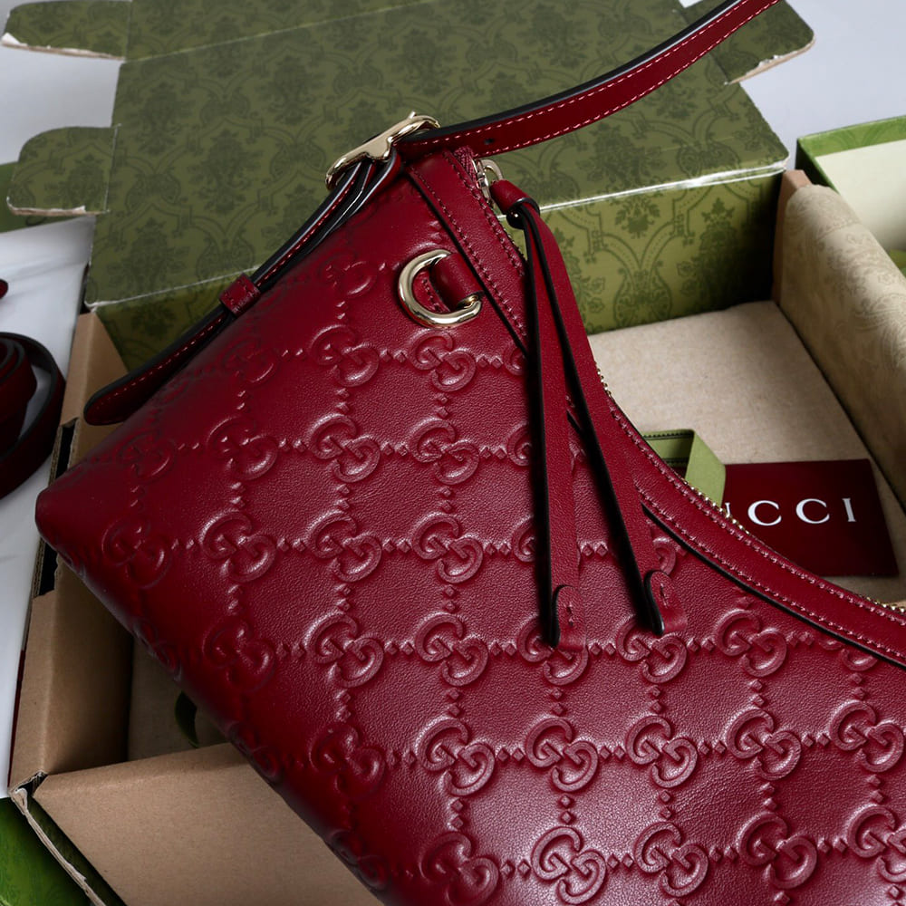 Gucci GG Emblem small shoulder bag
