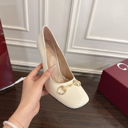 GUCCI Women’s Signora pump