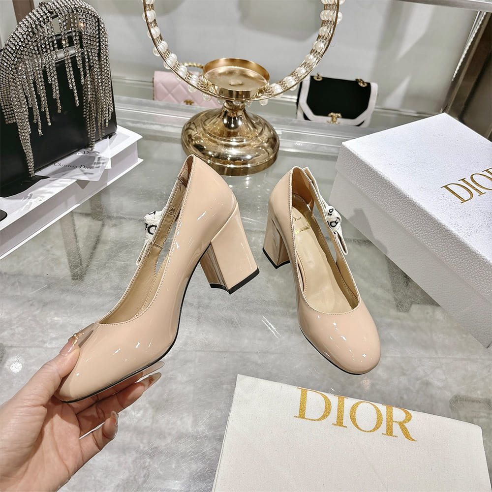 J’Adior Pump