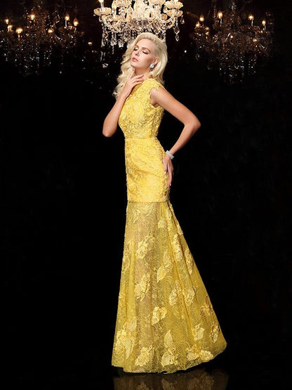 Sheath/Column Jewel Lace Short Sleeves Long Chiffon Dresses