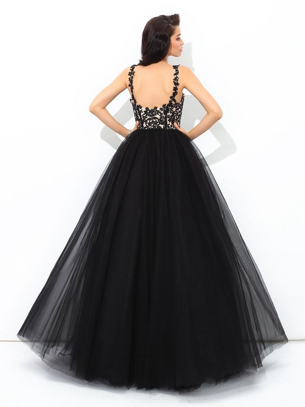 Ball Gown Straps Applique Sleeveless Long Net Quinceanera Dresses