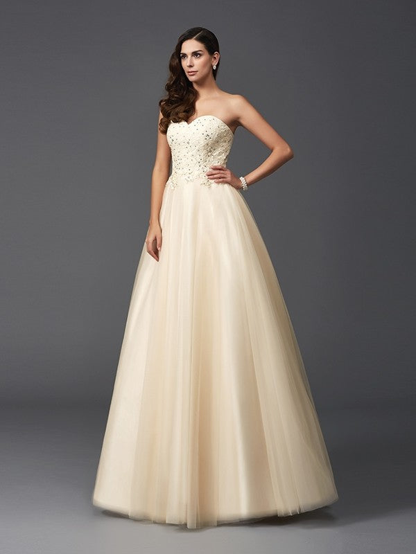 A-Line/Princess Sweetheart Beading Sleeveless Long Net Dresses
